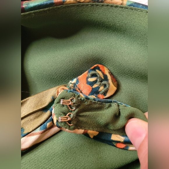 Kay Unger 100% Silk Satin Floral Halter Formal Dress sz 4 - Picture 7 of 10